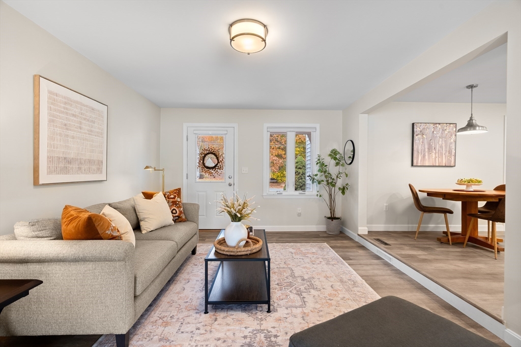 113 Graniteville Road Chelmsford, MA 01863 - Photo 7 of 42 Gallery Image 7