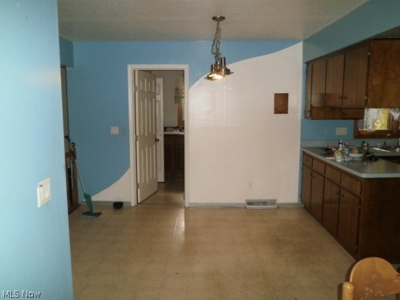 2981 Rockefeller Road Wickliffe, OH 44092 - Photo 11 of 24 Gallery Image 11