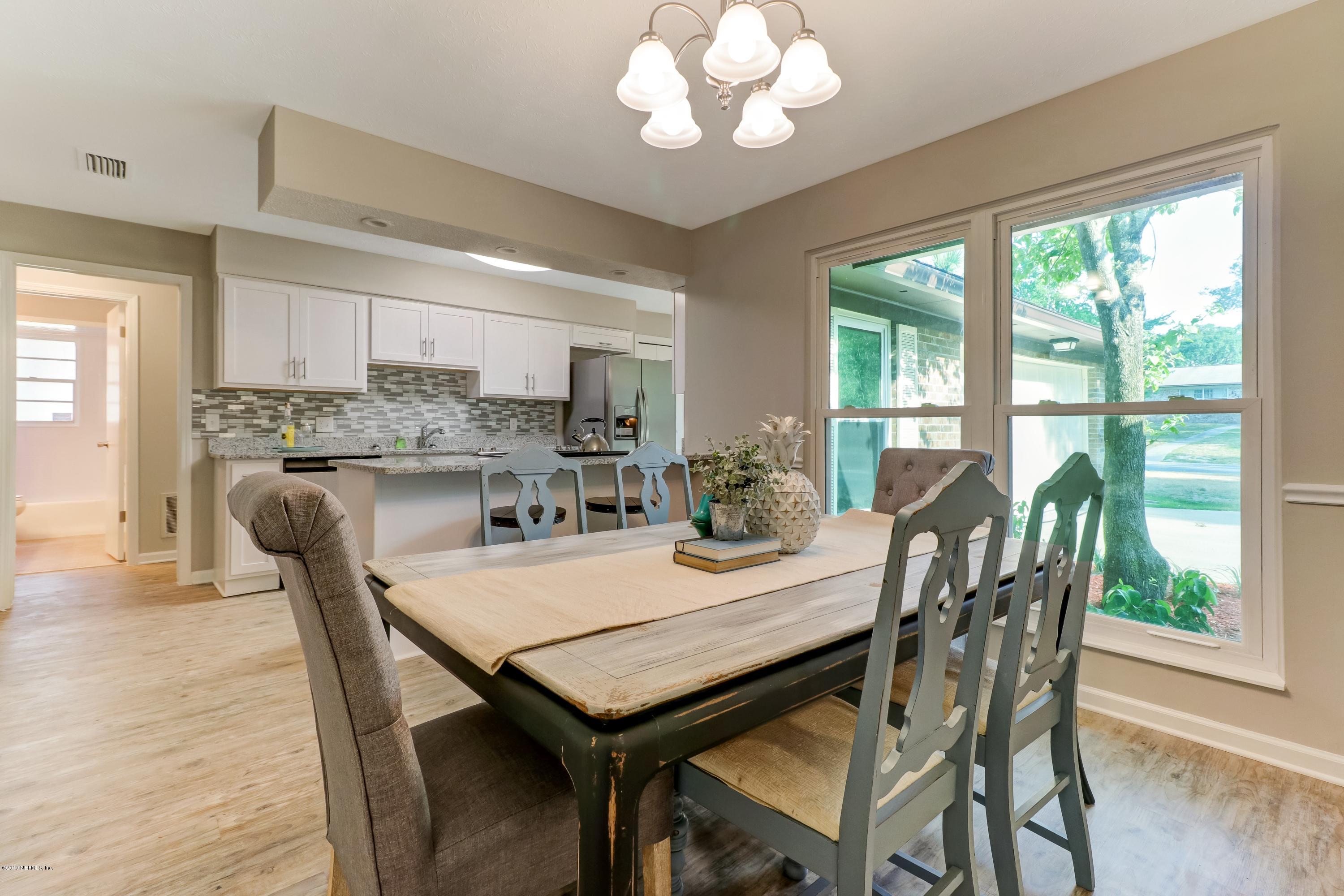 234 Foxridge Road Orange Park, FL 32065 - Photo 9 of 42 Formal DR
