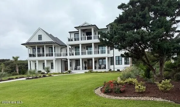 $3,900,000 | 106 Bay Drive, Pine Knoll Shores, NC 28512