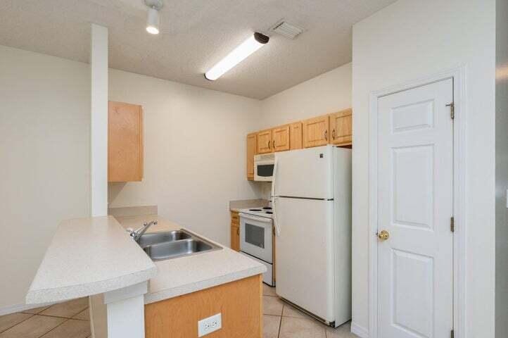 422 Bear Road, Unit A Fort Walton Beach, FL 32547 - Photo 11 of 33 12