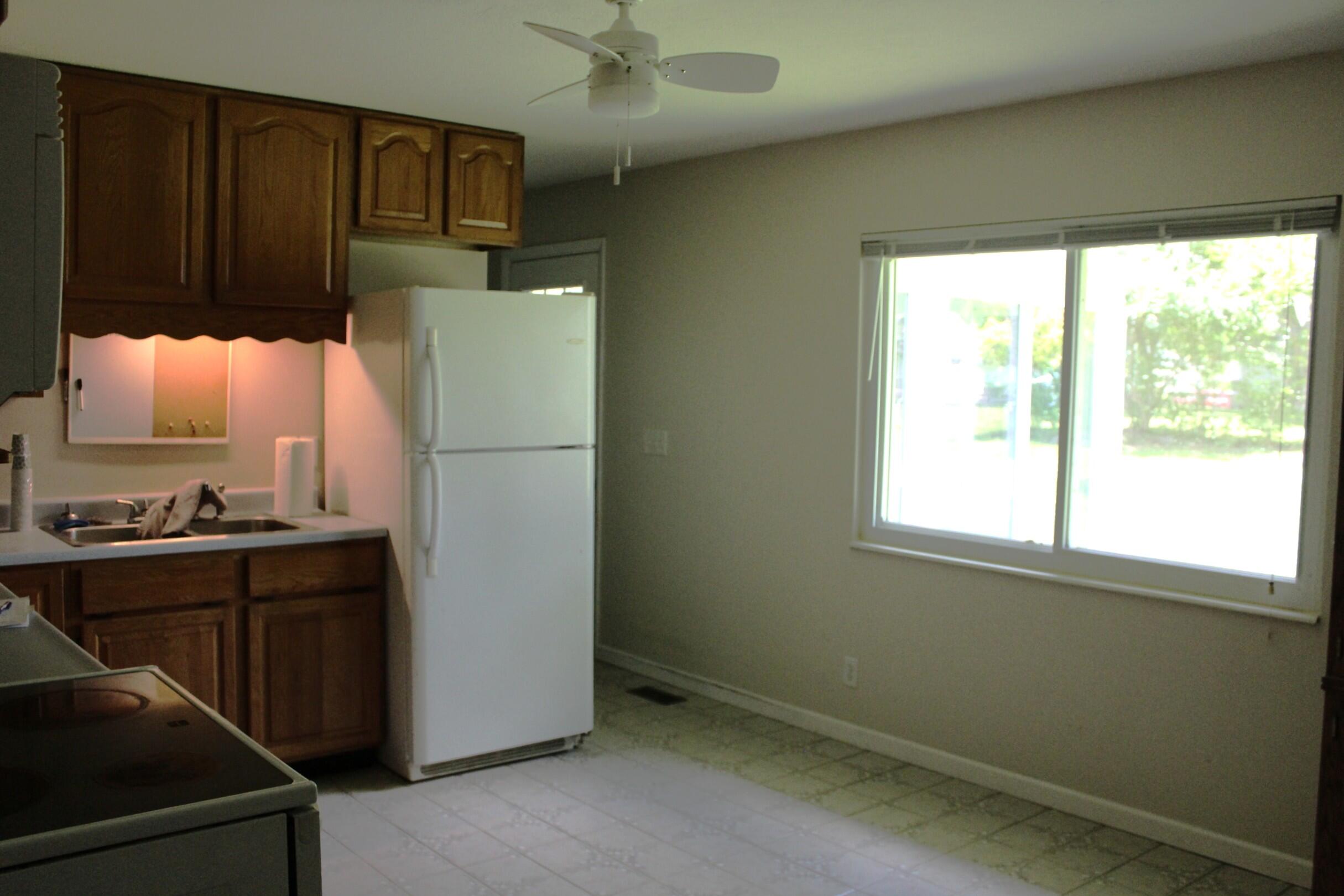 3215 Nantucket Street Springfield, OH 45503 - Photo 8 of 32 08