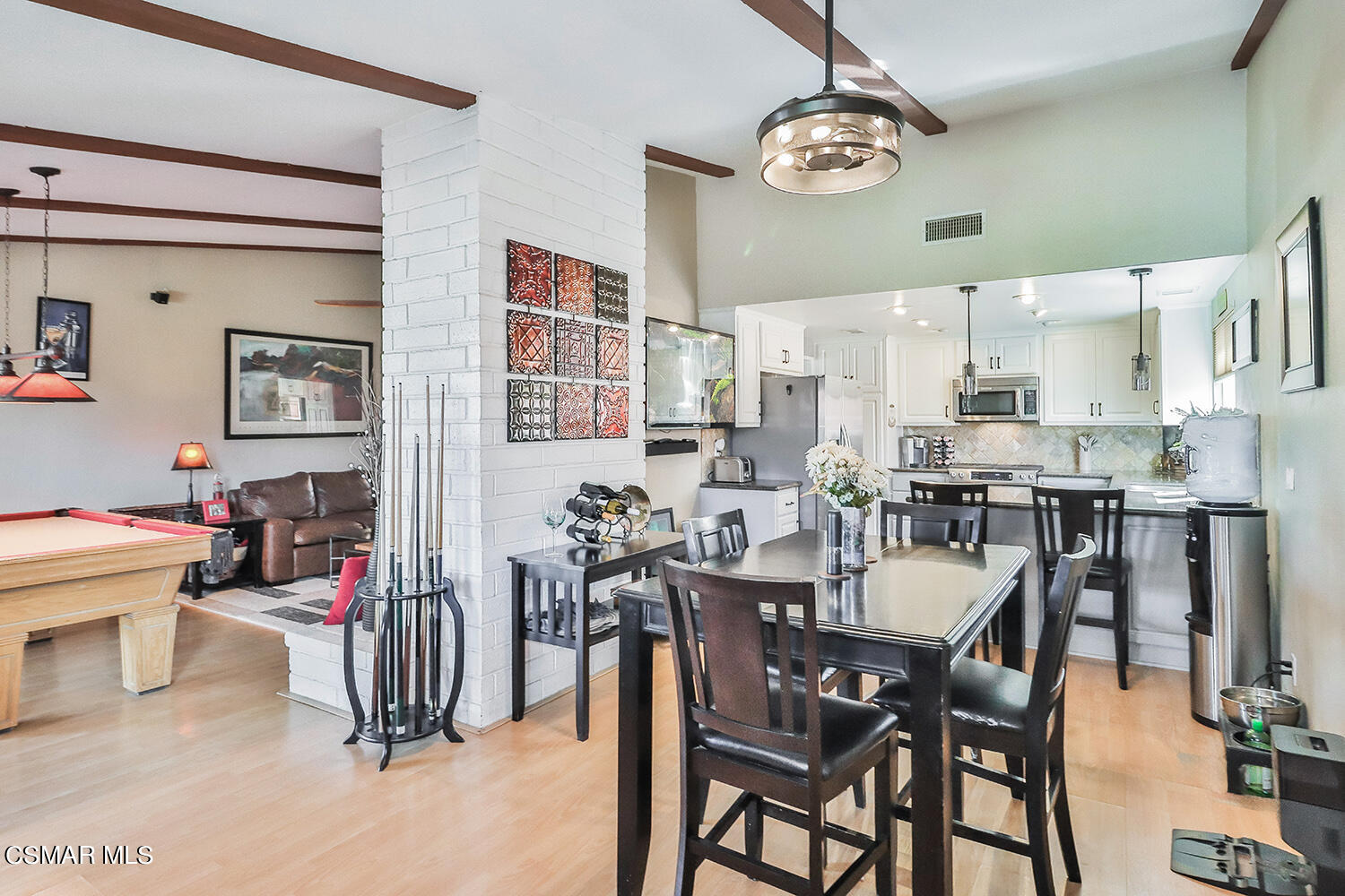 13211 Peach Hill Road Moorpark, CA 93021 - Photo 11 of 51 cKitchen and Dining2