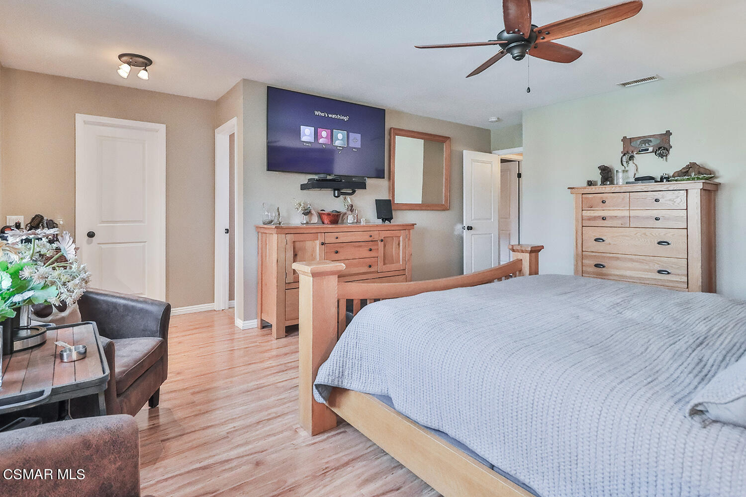 13211 Peach Hill Road Moorpark, CA 93021 - Photo 18 of 51 hPrimary Bedroom Suite3