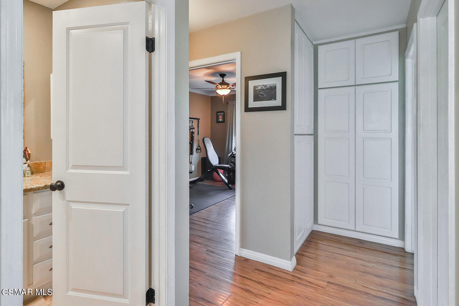 13211 Peach Hill Road Moorpark, CA 93021 - Photo 24 of 51 dHall Bath1