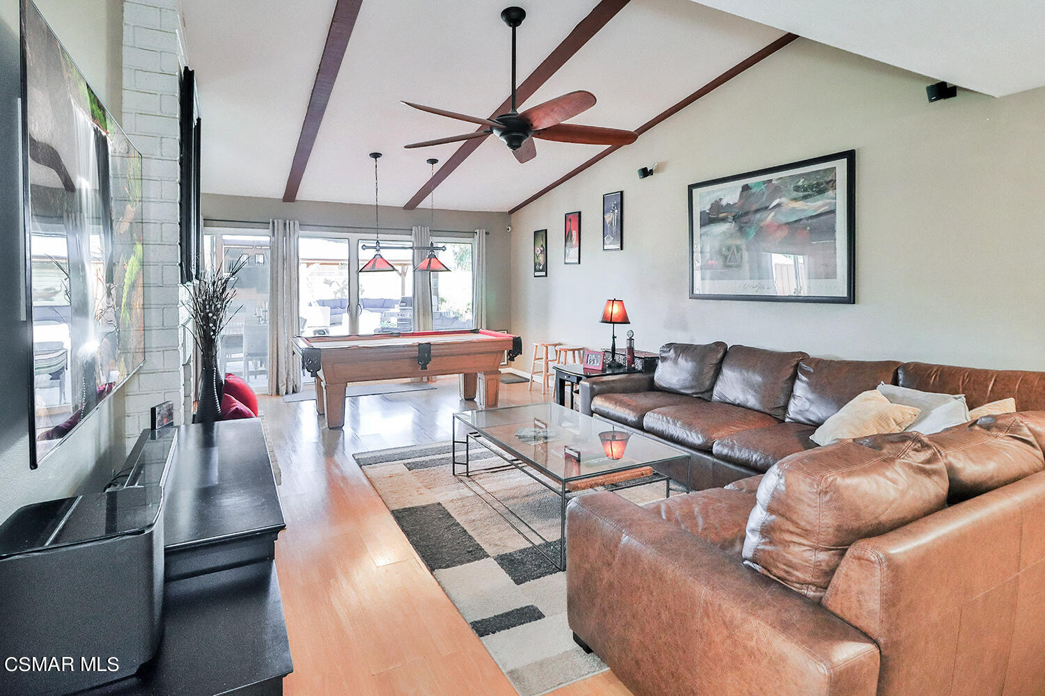 13211 Peach Hill Road Moorpark, CA 93021 - Photo 5 of 51 bLiving2