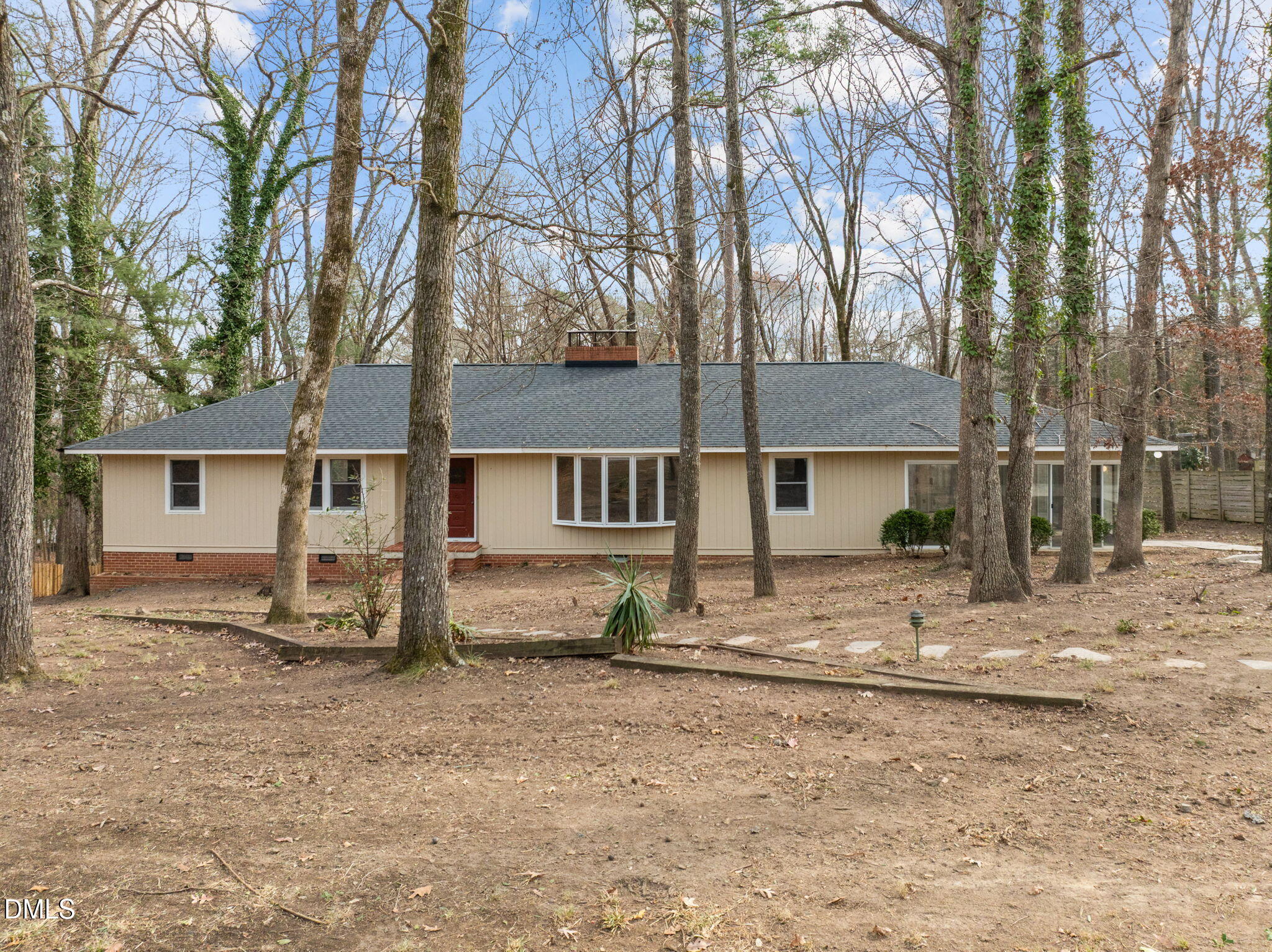 001-1-web-or-mls-DJI_0756