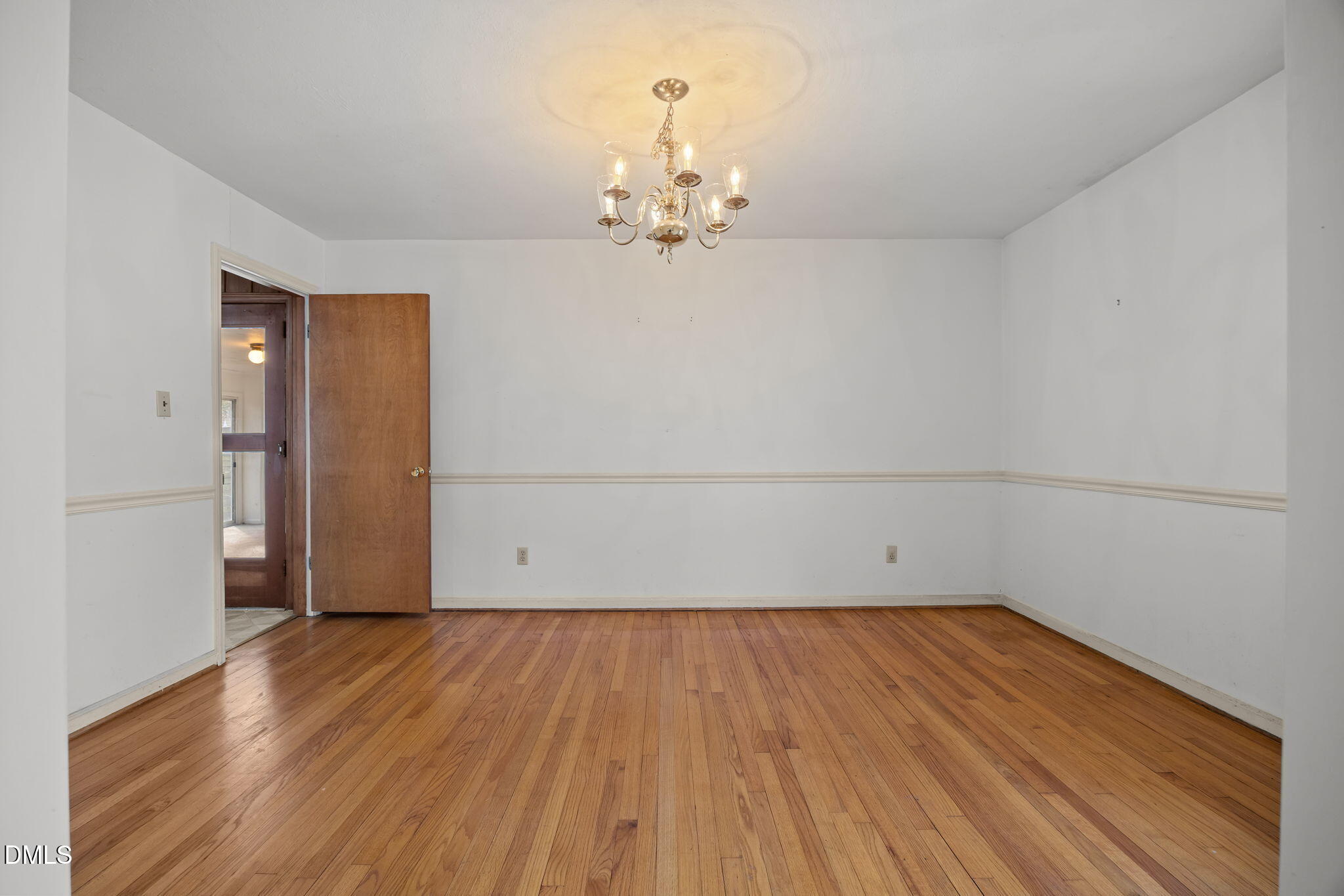 1904 Rolling Road Chapel Hill, NC 27514 - Photo 13 of 45 013-20-web-or-mls-IMG_6147