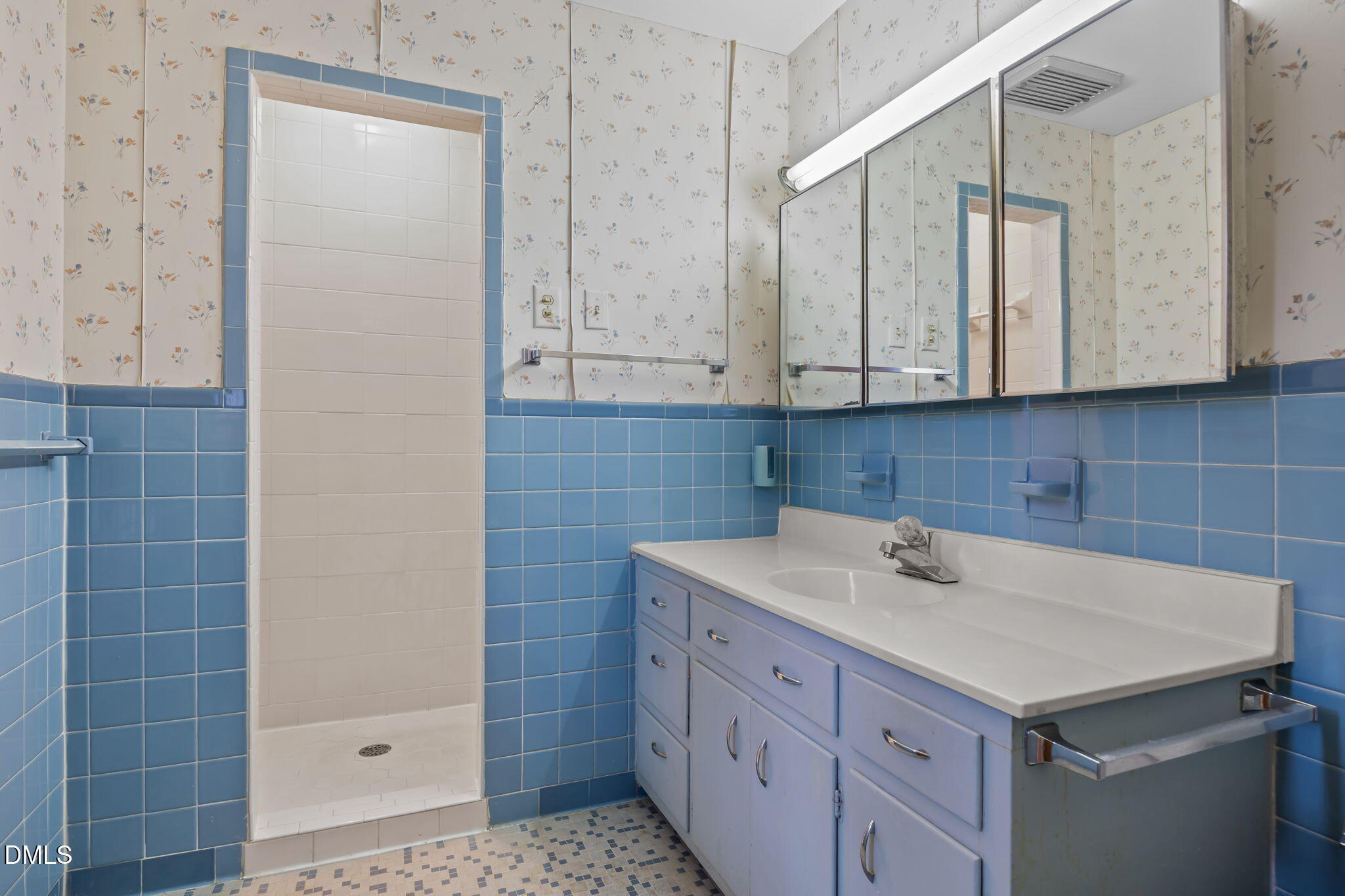 1904 Rolling Road Chapel Hill, NC 27514 - Photo 28 of 45 028-38-web-or-mls-IMG_6204