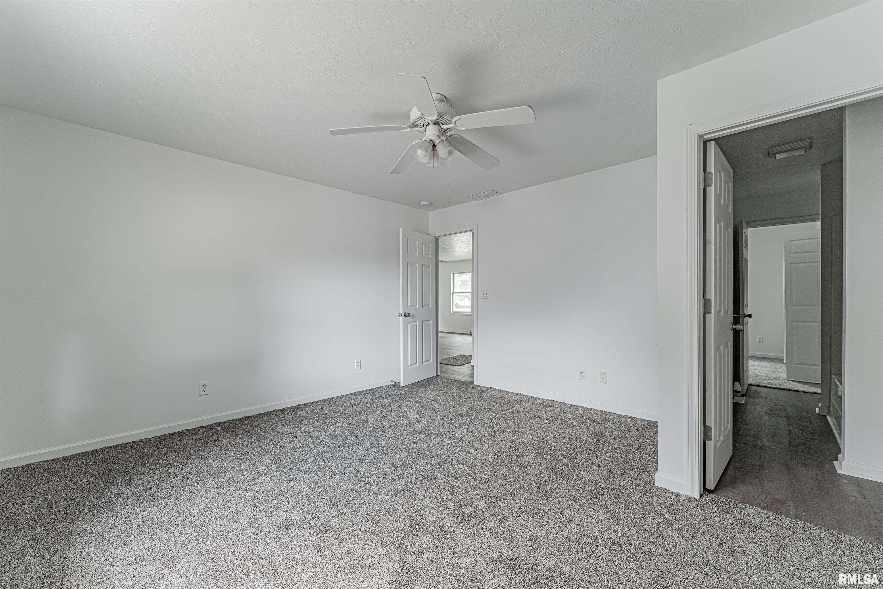 2631 South Walnut Street Springfield, IL 62704 - Photo 12 of 31
