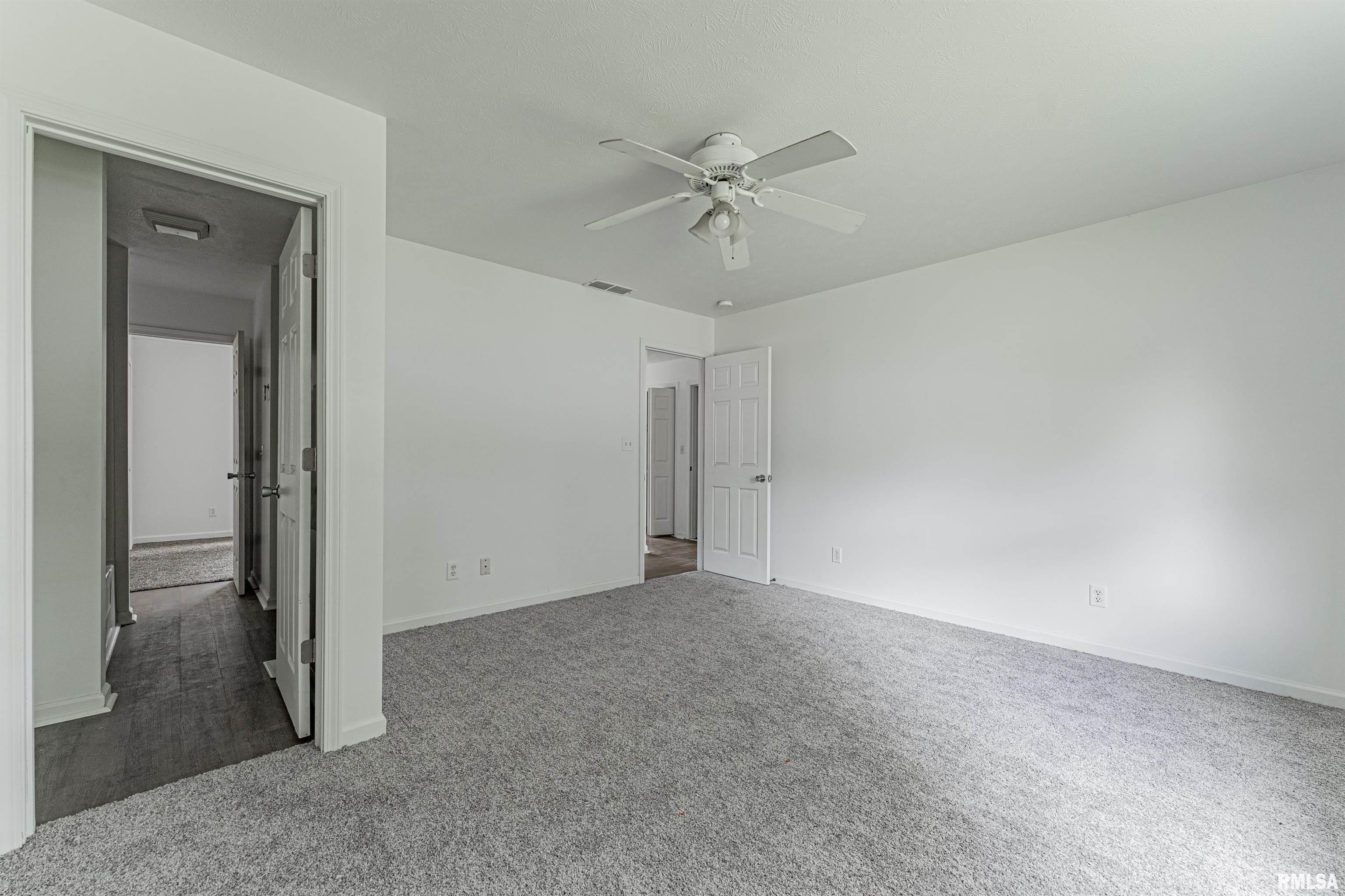 2631 South Walnut Street Springfield, IL 62704 - Photo 16 of 31