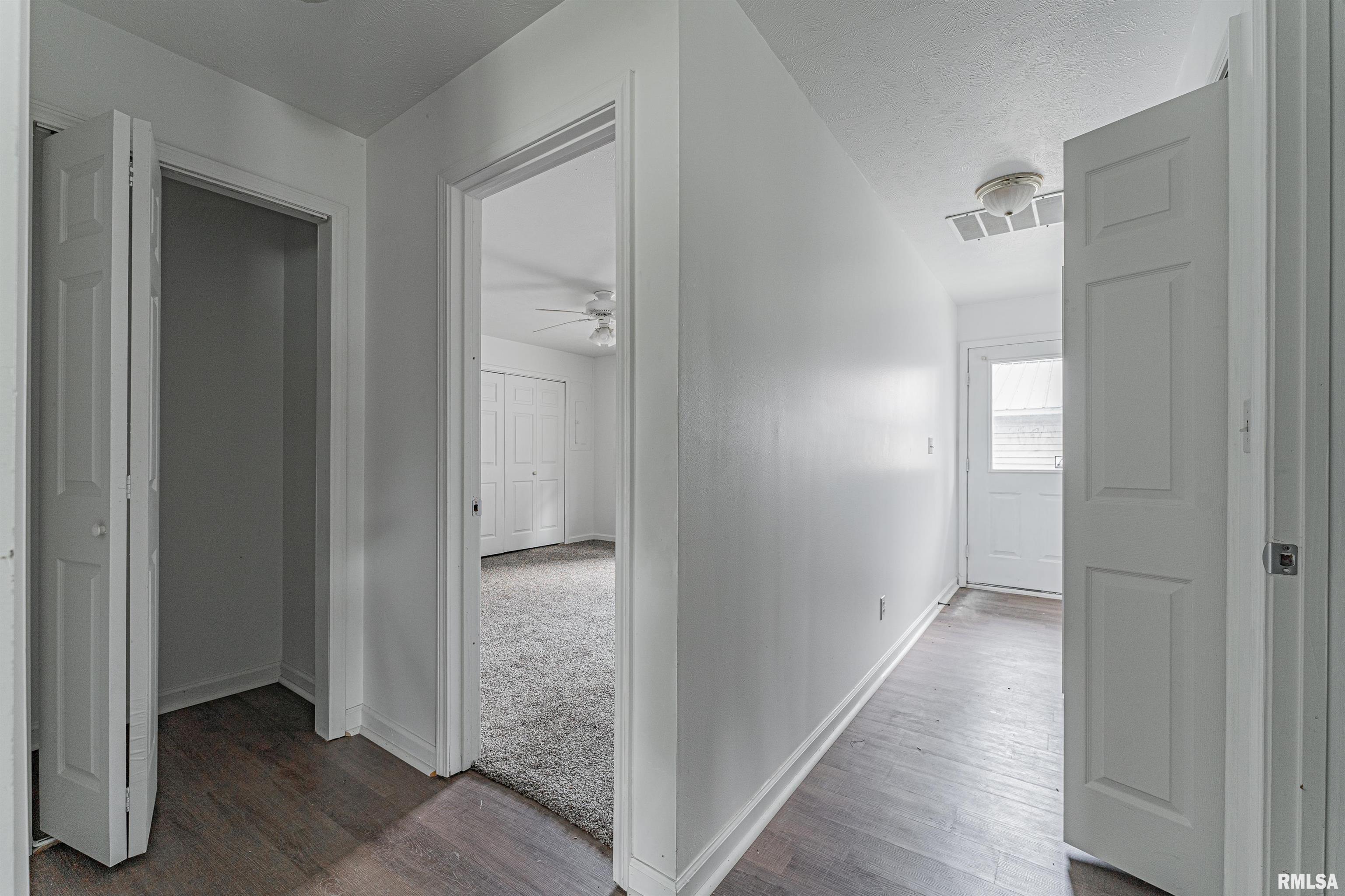 2631 South Walnut Street Springfield, IL 62704 - Photo 10 of 31