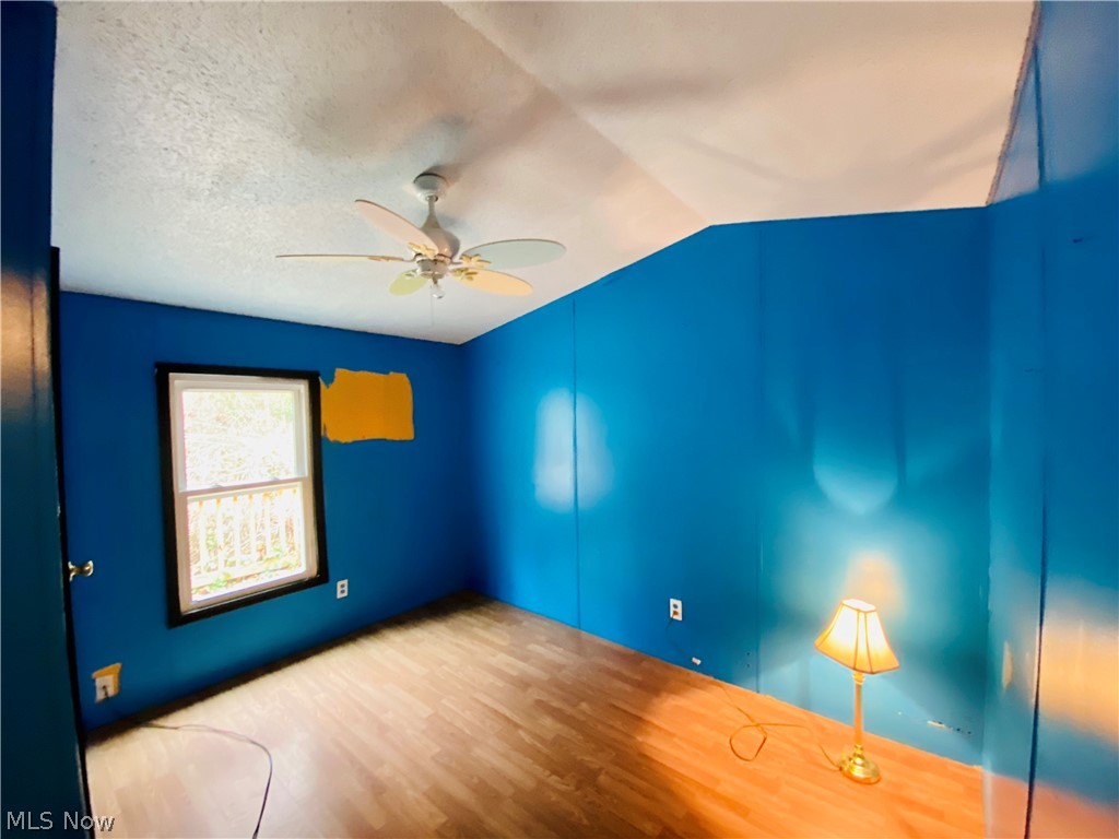 55310 Key Bellaire Road Bellaire, OH 43906 - Photo 17 of 33 Gallery Image 17