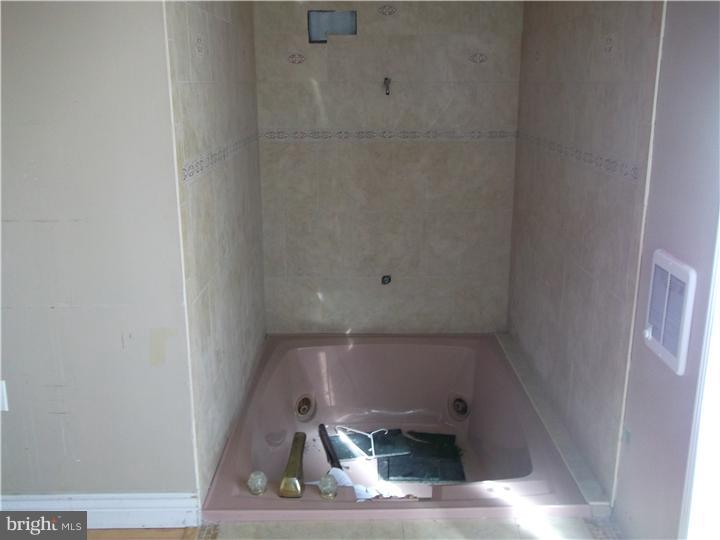 740 Farmingdale Road Jackson, NJ 08527 - Photo 5 of 25