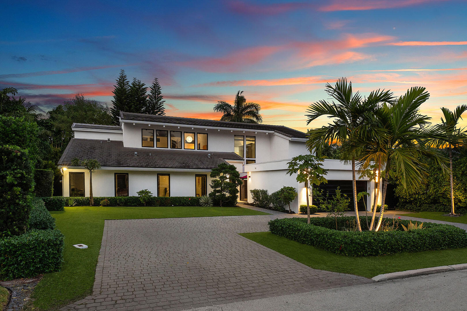 229 South Maya Palm Drive Boca Raton, FL 33432 - Photo 53 of 65 229_South_Maya_Palm_Drive_Dusk_03