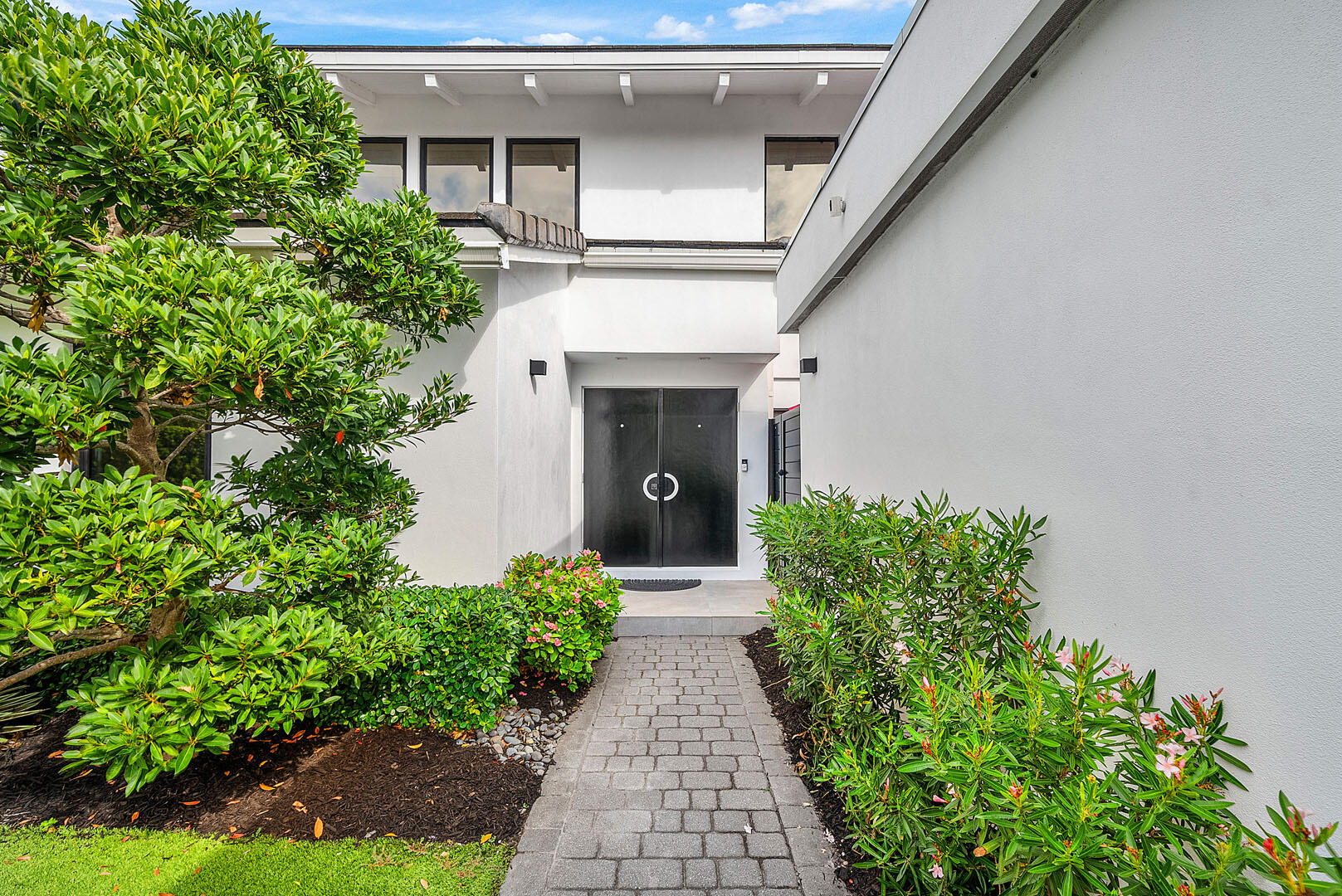 229 South Maya Palm Drive Boca Raton, FL 33432 - Photo 7 of 65 229_South_Maya_Palm_Drive_05