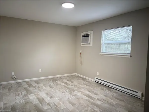 $1,249 | 3125 Kilkenny Avenue, Greensboro, NC 27406