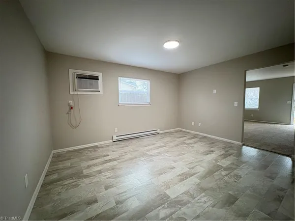 $1,249 | 3125 Kilkenny Avenue, Greensboro, NC 27406