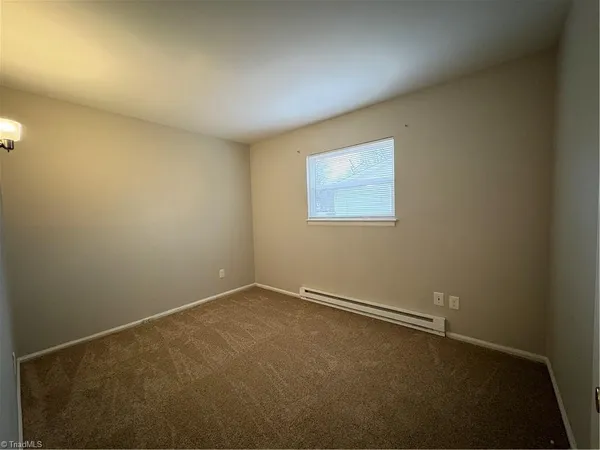 $1,249 | 3125 Kilkenny Avenue, Greensboro, NC 27406