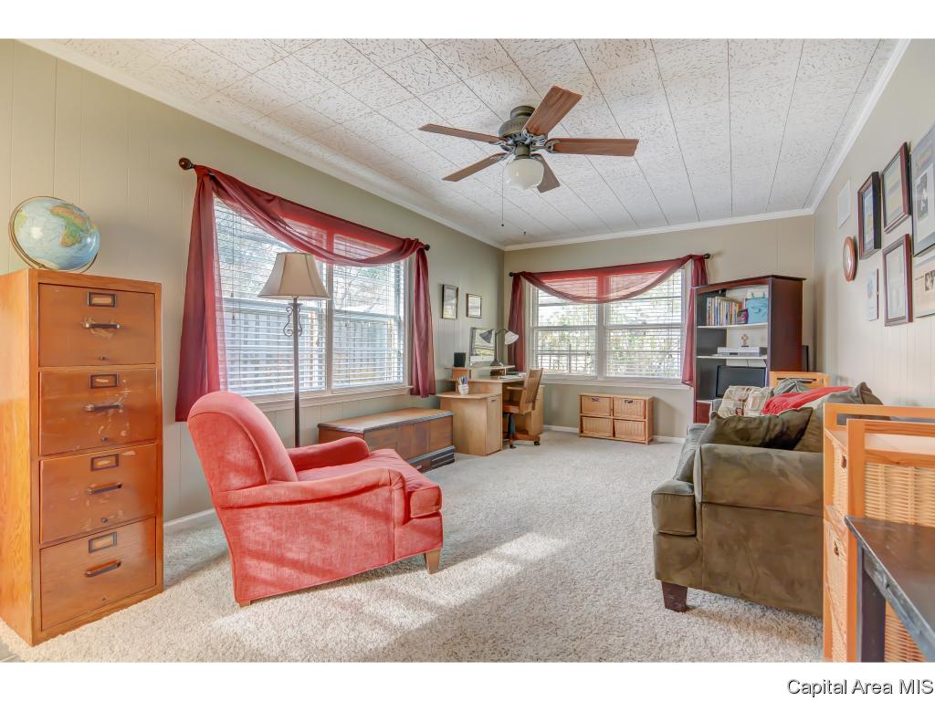 1 Wildwood Road Springfield, IL 62704 - Photo 11 of 30