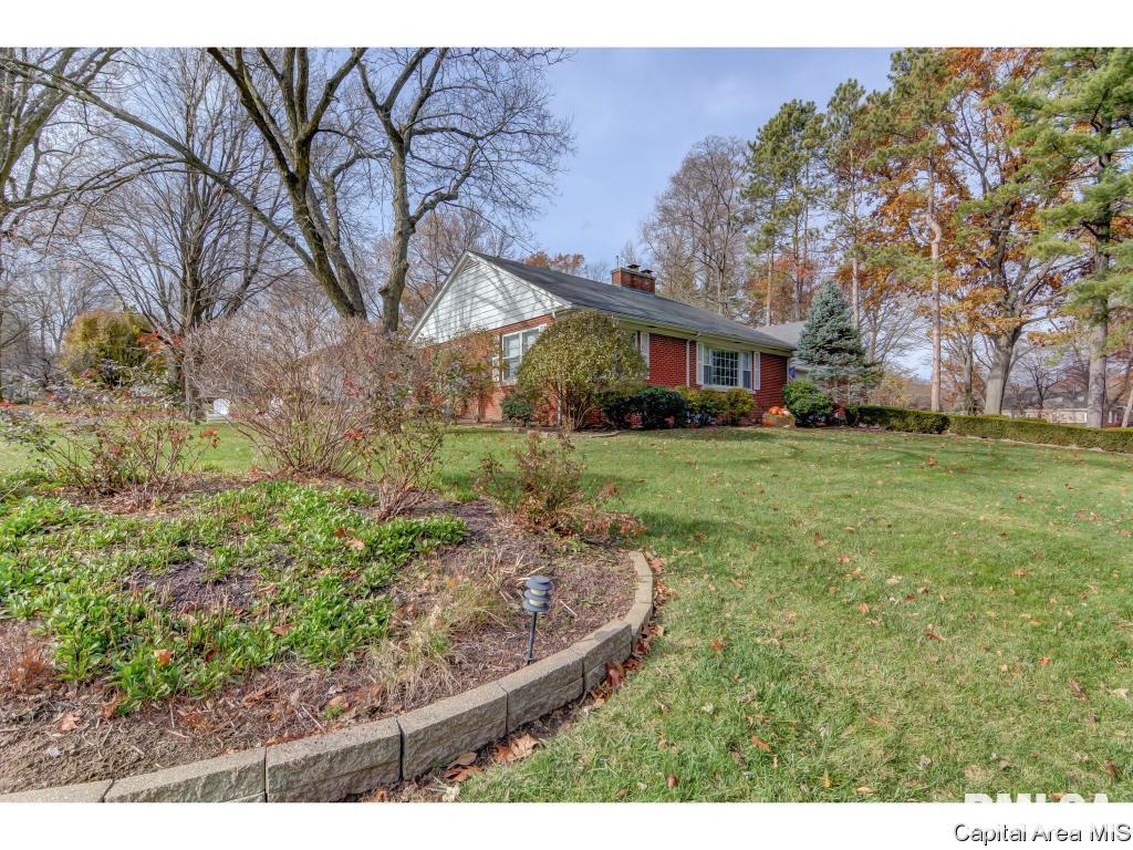 1 Wildwood Road Springfield, IL 62704 - Photo 13 of 30