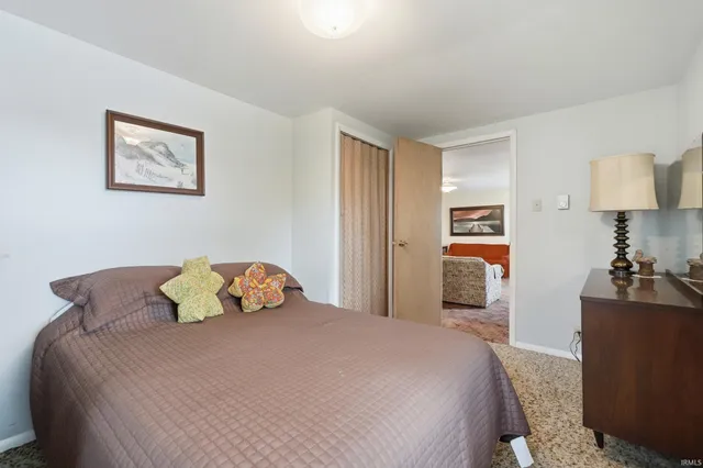 $409,900 | 6240 South 85 W Messick Lake, Wolcottville, IN 46795