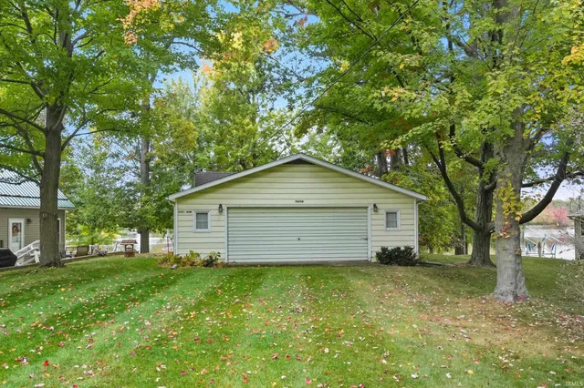 $409,900 | 6240 South 85 W Messick Lake, Wolcottville, IN 46795