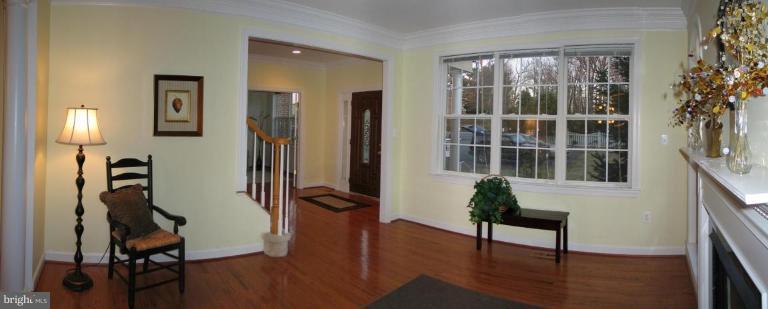 19 Bonifant Road Silver Spring, MD 20905 - Photo 18 of 30 Living Room #3