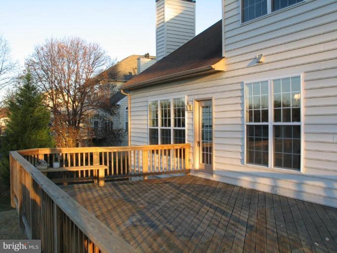 19 Bonifant Road Silver Spring, MD 20905 - Photo 4 of 30 Deck