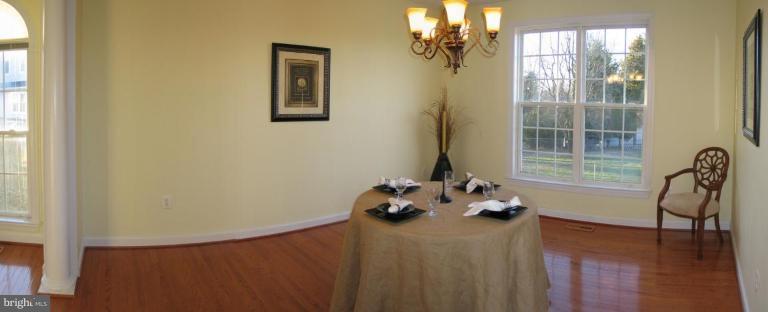 19 Bonifant Road Silver Spring, MD 20905 - Photo 6 of 30 Dining Room