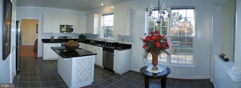 19 Bonifant Road Silver Spring, MD 20905 - Photo 10 of 30 Kitchen