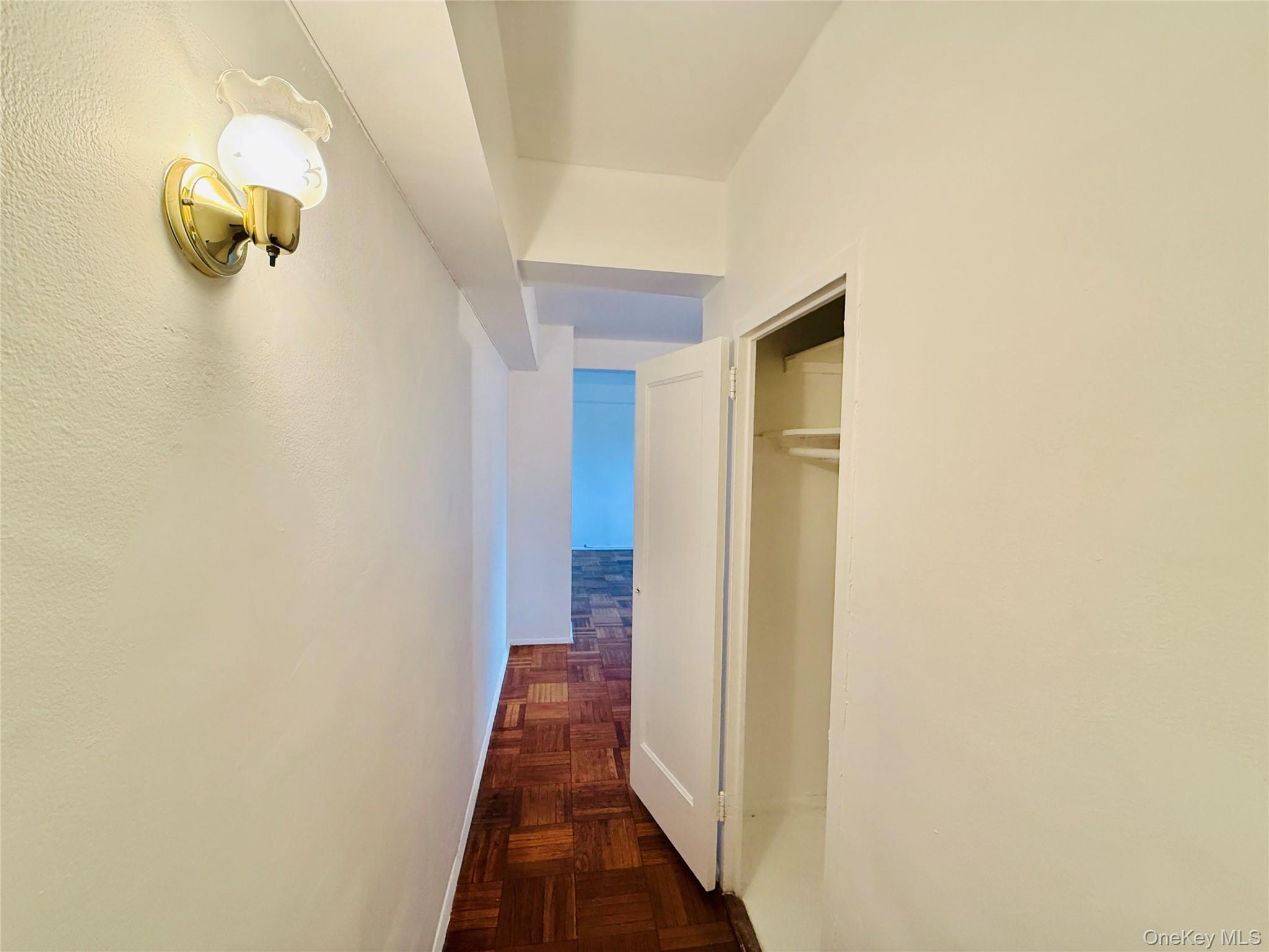 1562 Unionport Road, Unit 6G Bronx, NY 10462 - Photo 4 of 12
