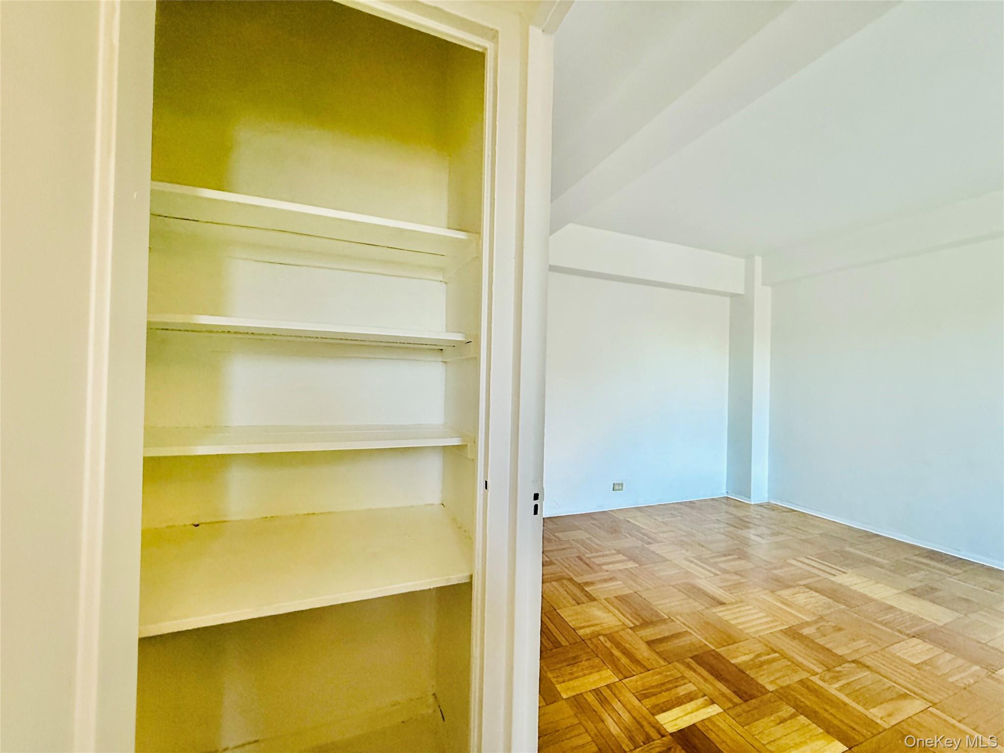 1562 Unionport Road, Unit 6G Bronx, NY 10462 - Photo 9 of 12