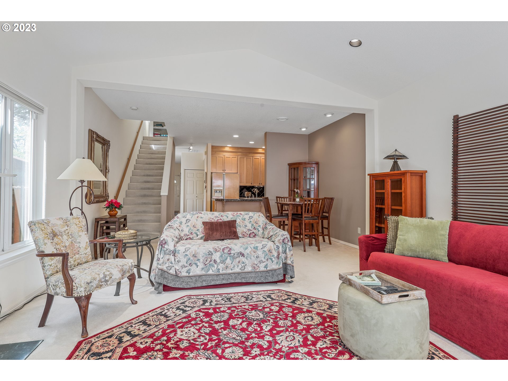 9506 Southwest Commons Court Portland, OR 97225 - Photo 9 of 21 Gallery Image 9