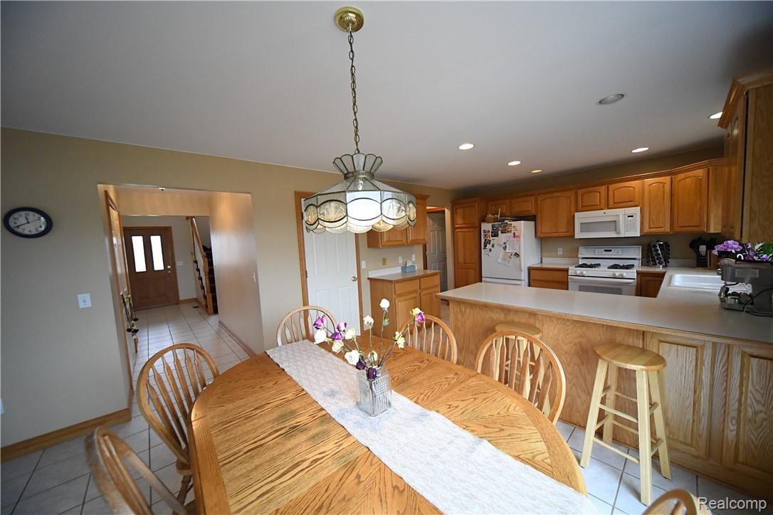 5592 Newark Road Imlay City, MI 48444 - Photo 8 of 28 DSC_2343.jpg