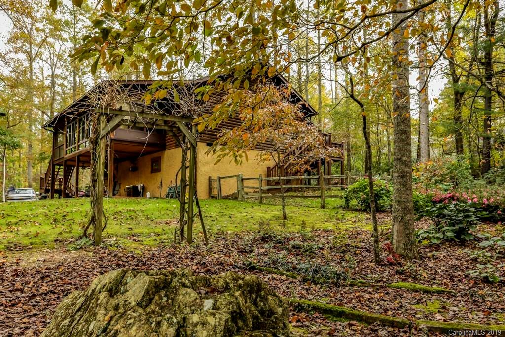 8431 Howard Gap Road Saluda, NC 28773 - Photo 4 of 25 Gallery Image 4