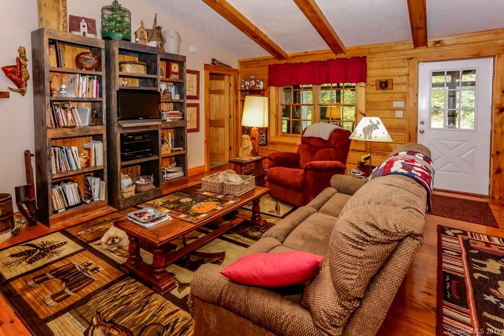 8431 Howard Gap Road Saluda, NC 28773 - Photo 7 of 25 Gallery Image 7