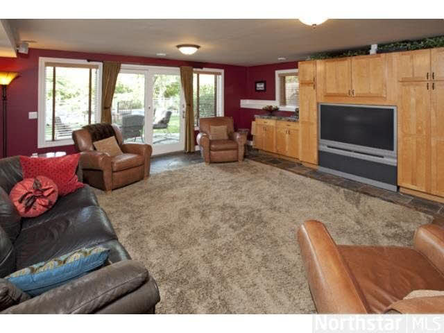 5226 Forest Road Minnetonka, MN 55345 - Photo 10 of 18