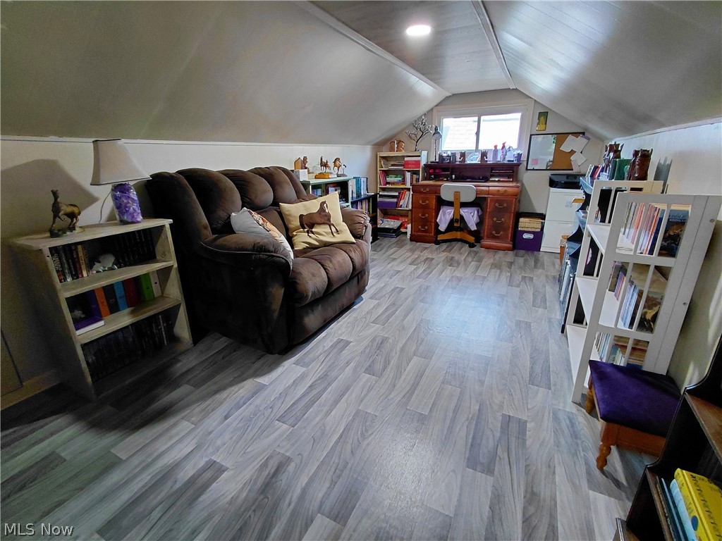 242 Cedar Road Richmond, OH 43944 - Photo 20 of 40