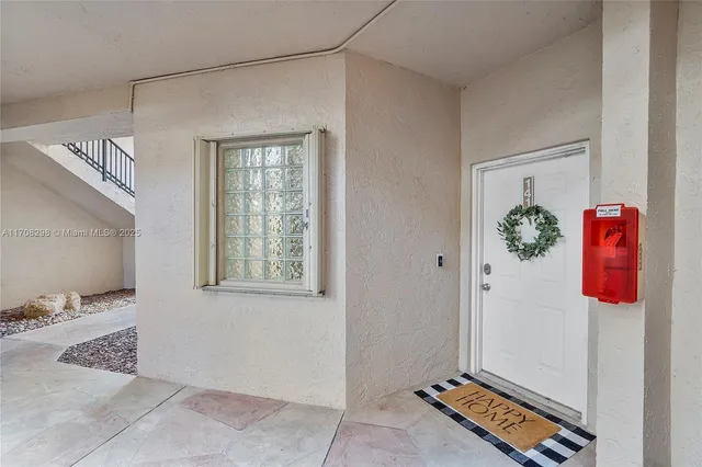 $319,000 | 4300 Northwest 30th Street, Unit 141, Coconut Creek, FL 33066