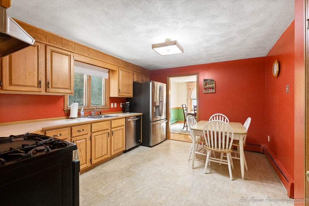 4 Sawmill Way Georgetown, MA 01833 - Photo 12 of 29 Gallery Image 12