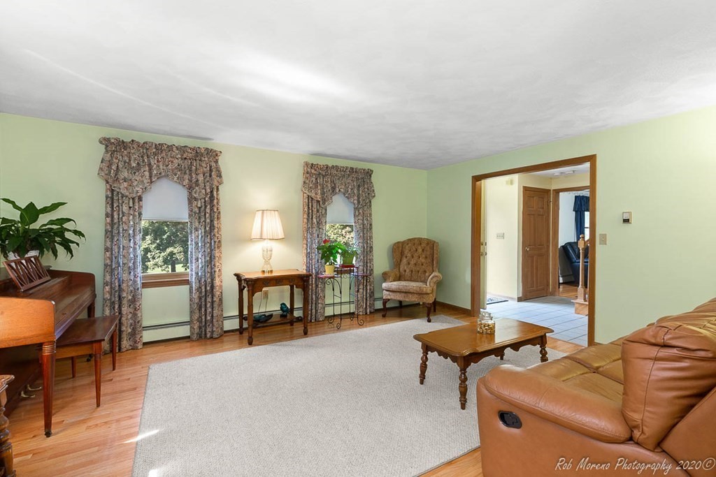 4 Sawmill Way Georgetown, MA 01833 - Photo 5 of 29 Gallery Image 5