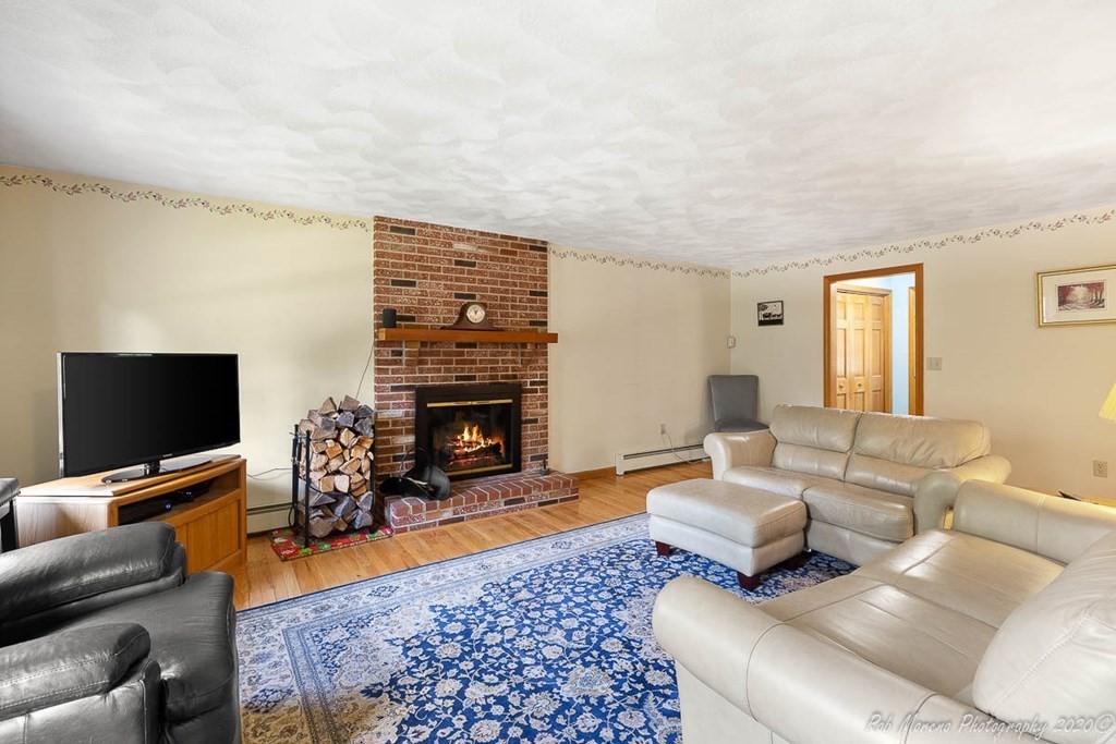 4 Sawmill Way Georgetown, MA 01833 - Photo 6 of 29 Gallery Image 6
