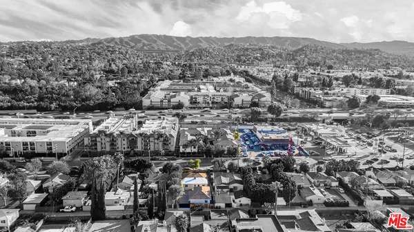 $4,100 | 17623 Burbank Boulevard, Encino, CA 91316