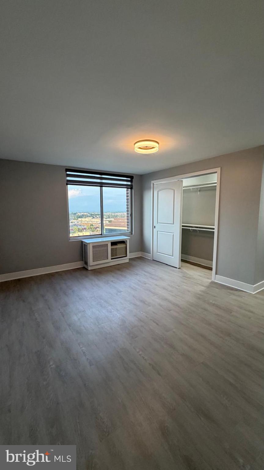9701 Fields Road, Unit 2502 Gaithersburg, MD 20878 - Photo 4 of 43