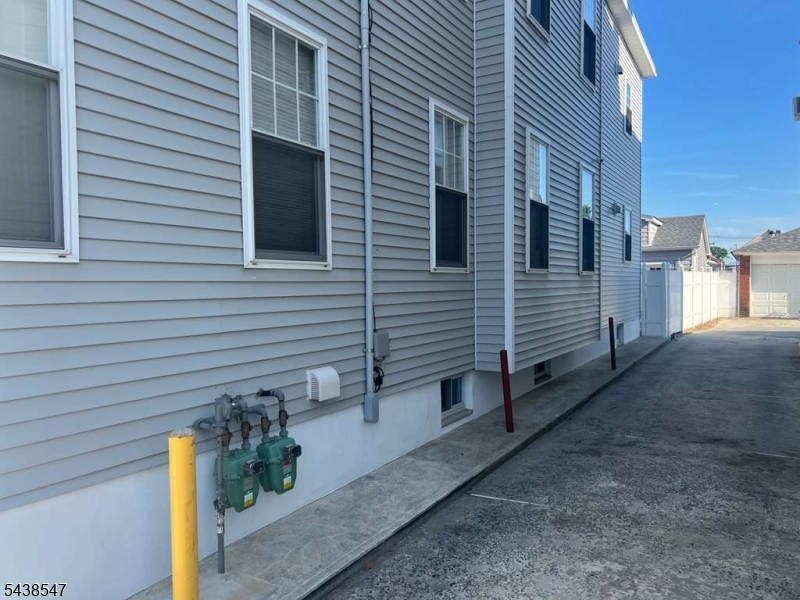 736 Pennington Street Elizabeth, NJ 07202 - Photo 27 of 31