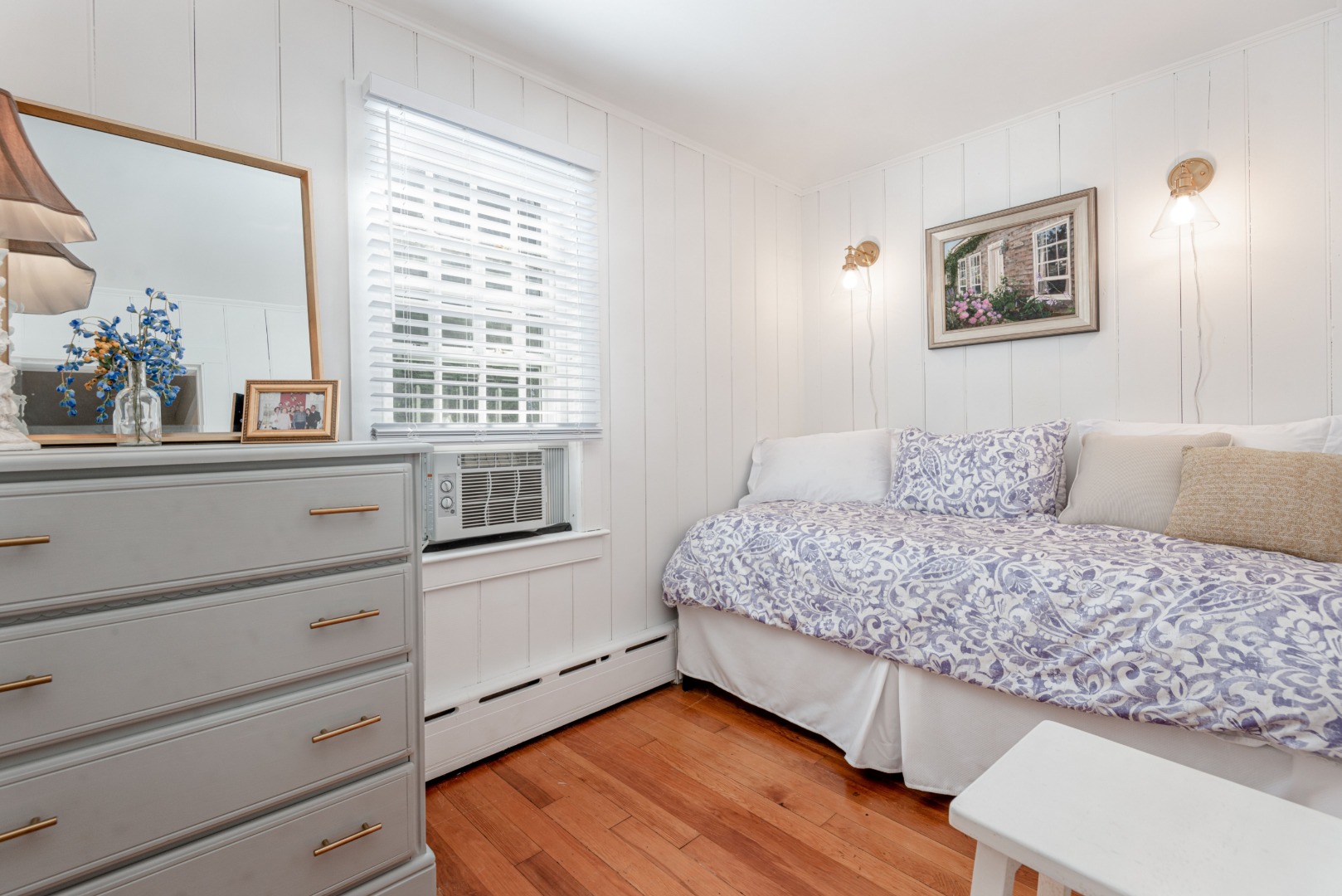 3 Spring Street Nantucket, MA 02554 - Photo 23 of 39 Gallery Image 23
