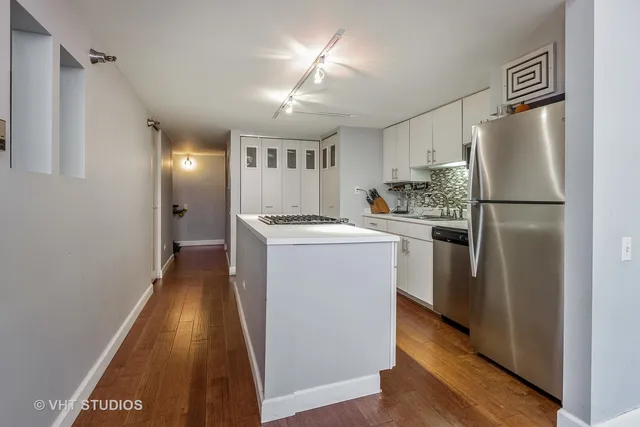 $2,500 | 1727 South Indiana Avenue, Unit 111, Chicago, IL 60616