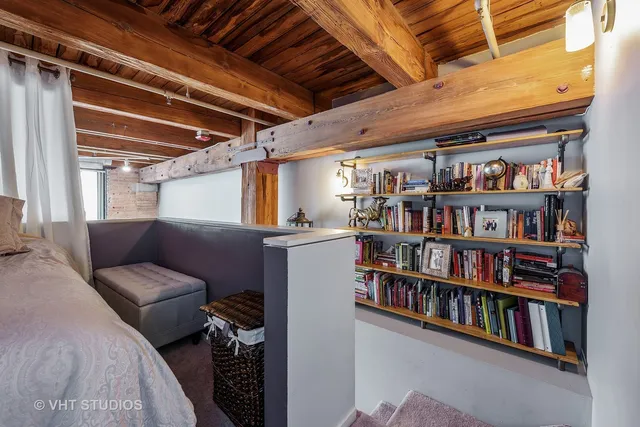 $2,500 | 1727 South Indiana Avenue, Unit 111, Chicago, IL 60616