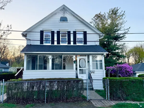 $434,900 | 1 Laselle Avenue, Worcester, MA 01605